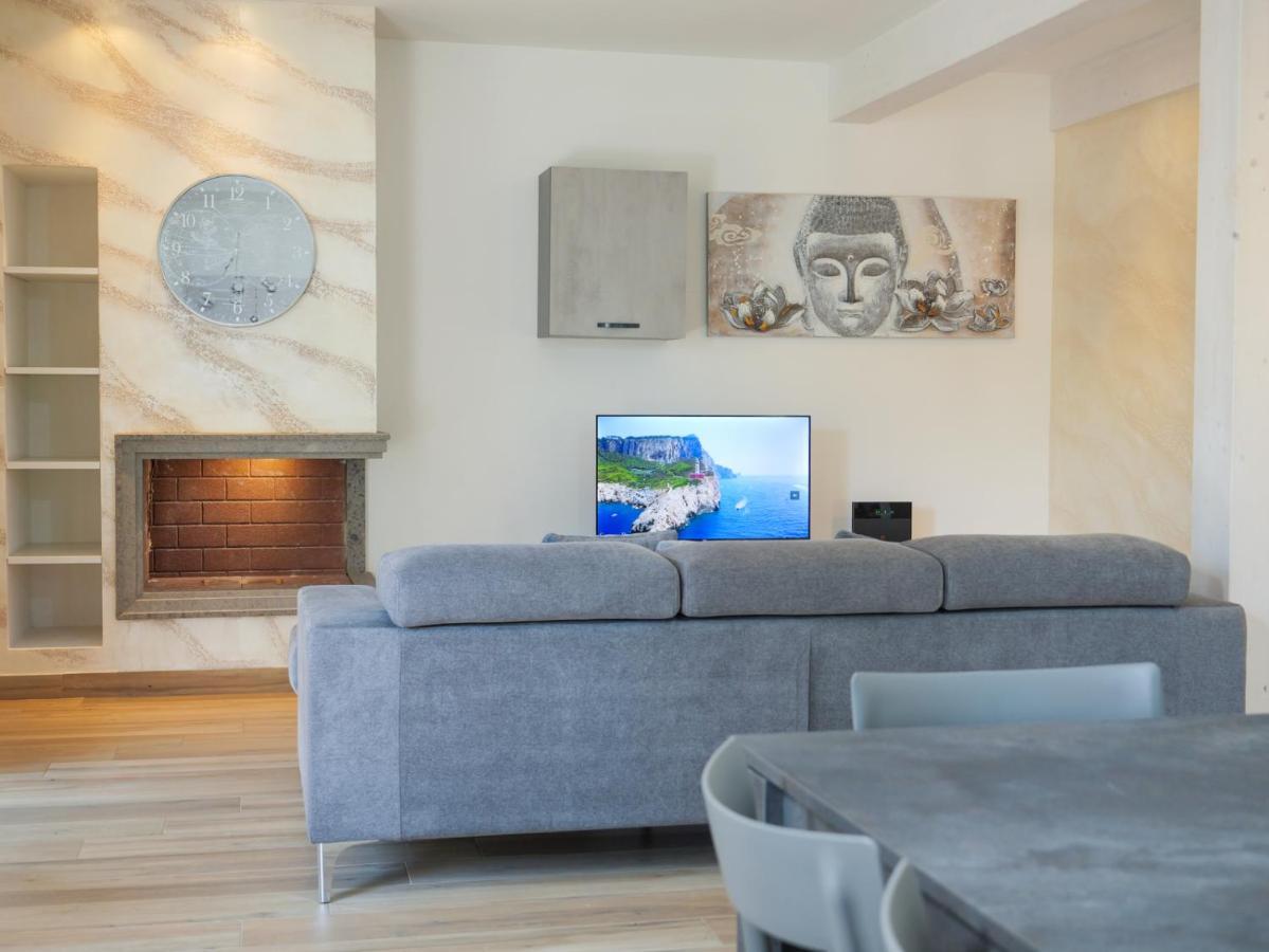 Palma Residence - Villino La Rovere Marco Simone Extérieur photo